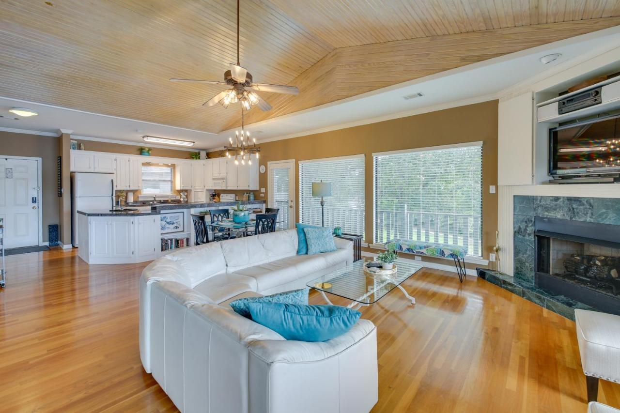 Spacious Hot Springs Penthouse Stunning Lake View Экстерьер фото